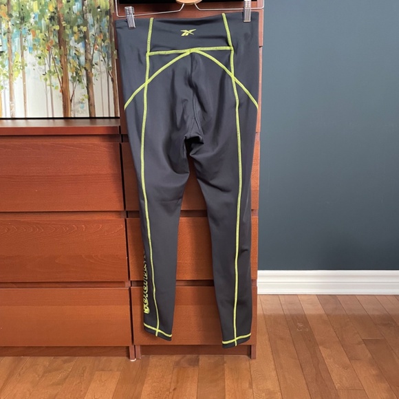 LesMills-Reebok Leggings - Picture 5 of 5